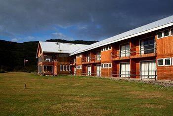 Hosteria Lago Tyndall Torres del Paine National Park Extérieur photo